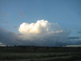 Fungus-shaped cloud2